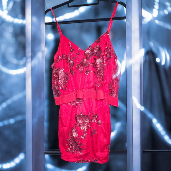 Banjul New red sequin party Valentine dress - Picture 11 of 11